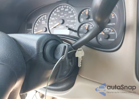 2002 Chevrolet Tahoe Z71 z USA, uszkodzony, nr VIN 1GNEK13Z92R307625